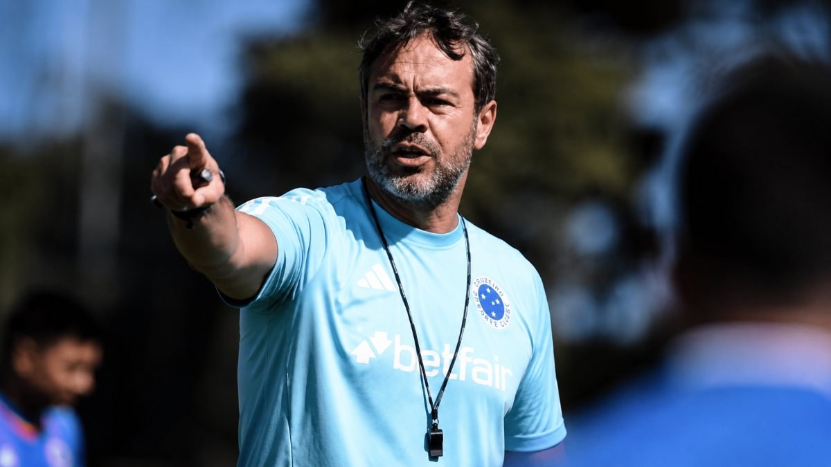 Cruzeiro encara o Internacional com mudanças forçadas e estreias